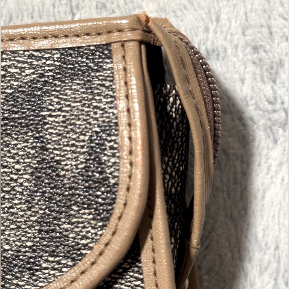 Yves Saint Laurent Vintage Clutch - Picture 13 of 14